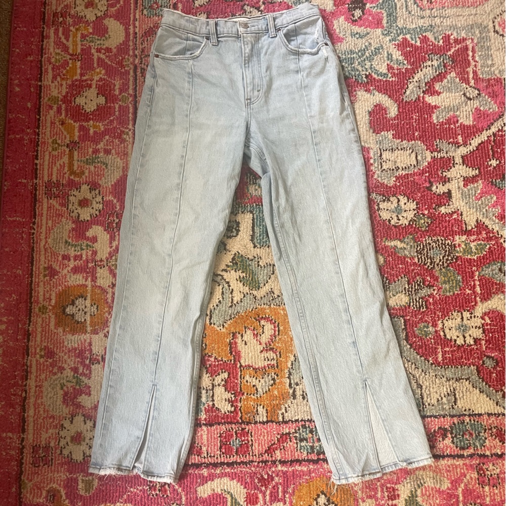 Abercrombie & Fitch 90s Straight Slit Front Jeans Size 28s